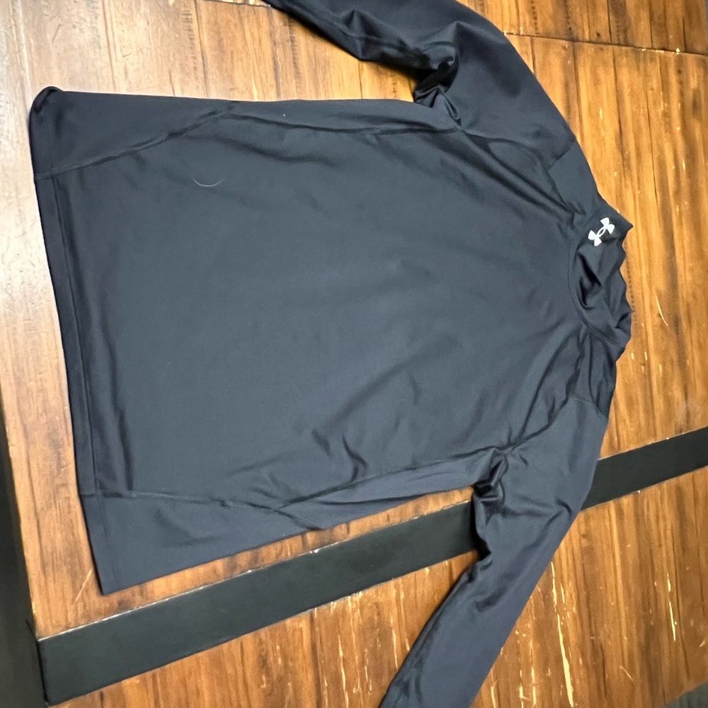 Under Armour Men's Black Long Sleeve Shirt